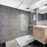 Le 35 - Charme, Parking & Proche Apartamento