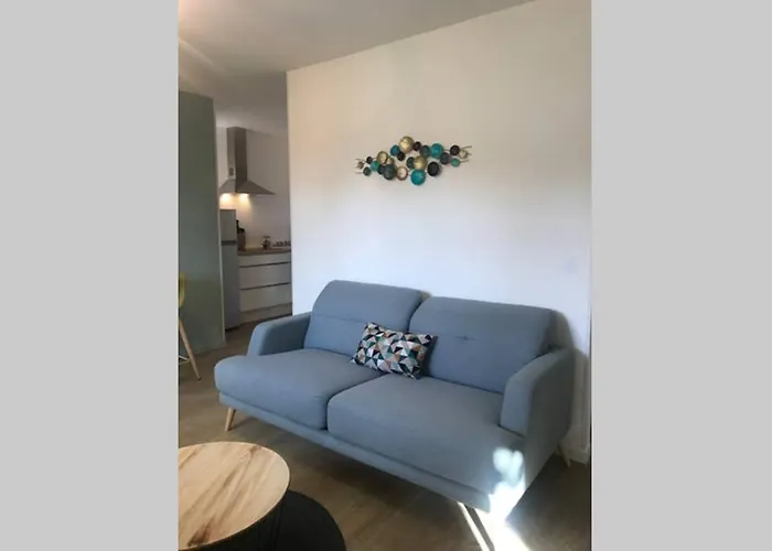 Appartement Le 35 - Charme, Parking & Proche *
