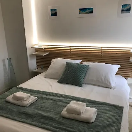 Le 35 - Charme, Parking & Proche Apartment *